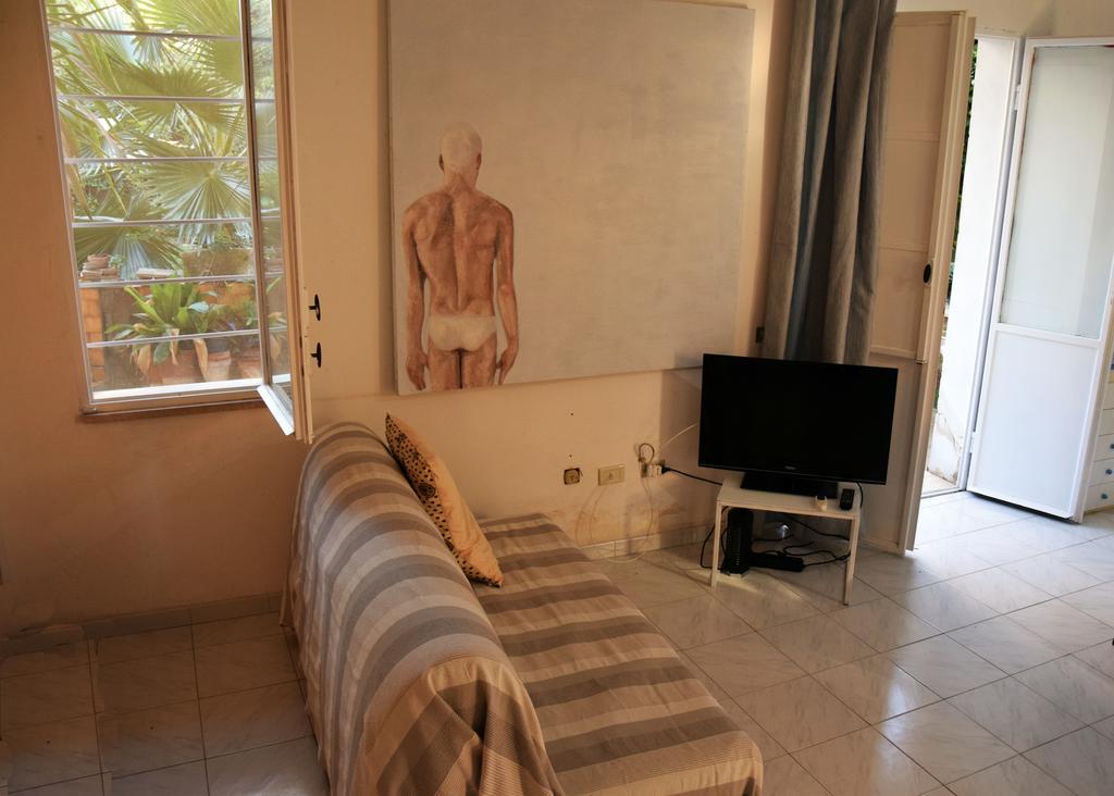 Apartment Artroom Garden Noto